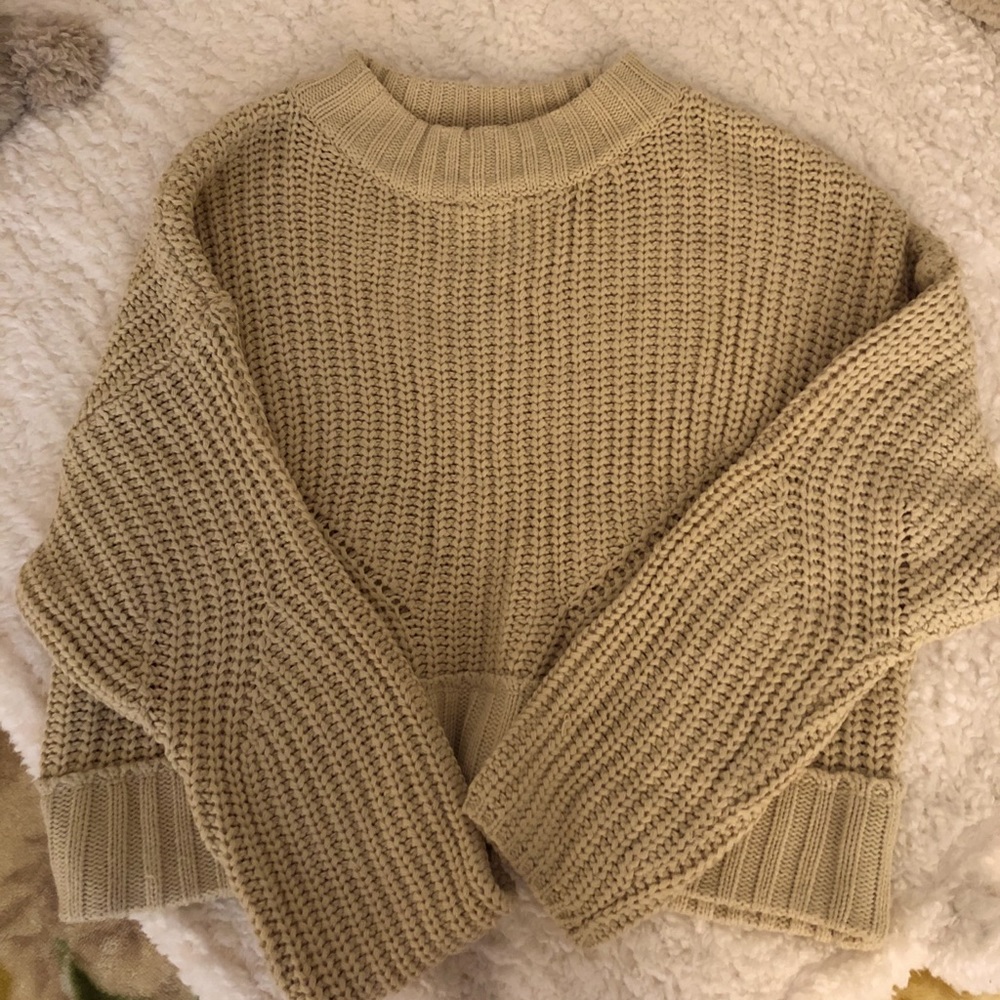 Super soft cropped sweater